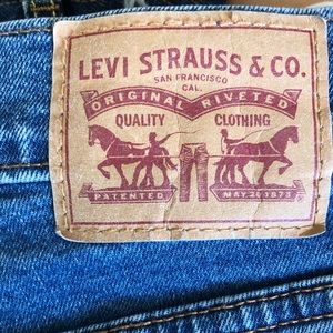 Levis Wedgie high rise jeans